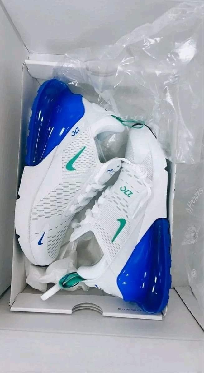 1000009016.jpg sport shoes pallets