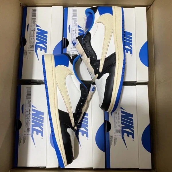aj1-lightning-hook-low AJ1 Lightning Hook Low