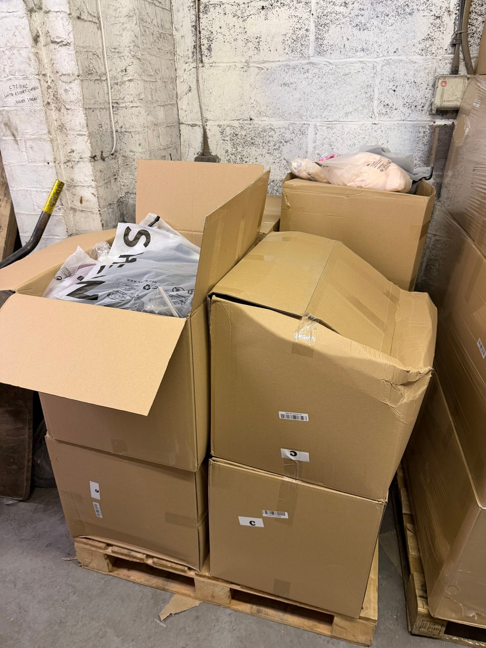 img_4802-scaled SHEIN half pallet