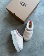 UGG Shoes Pallets