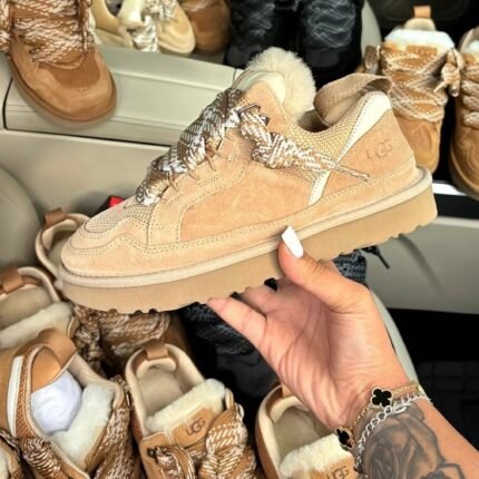 UGG Shoes Pallets