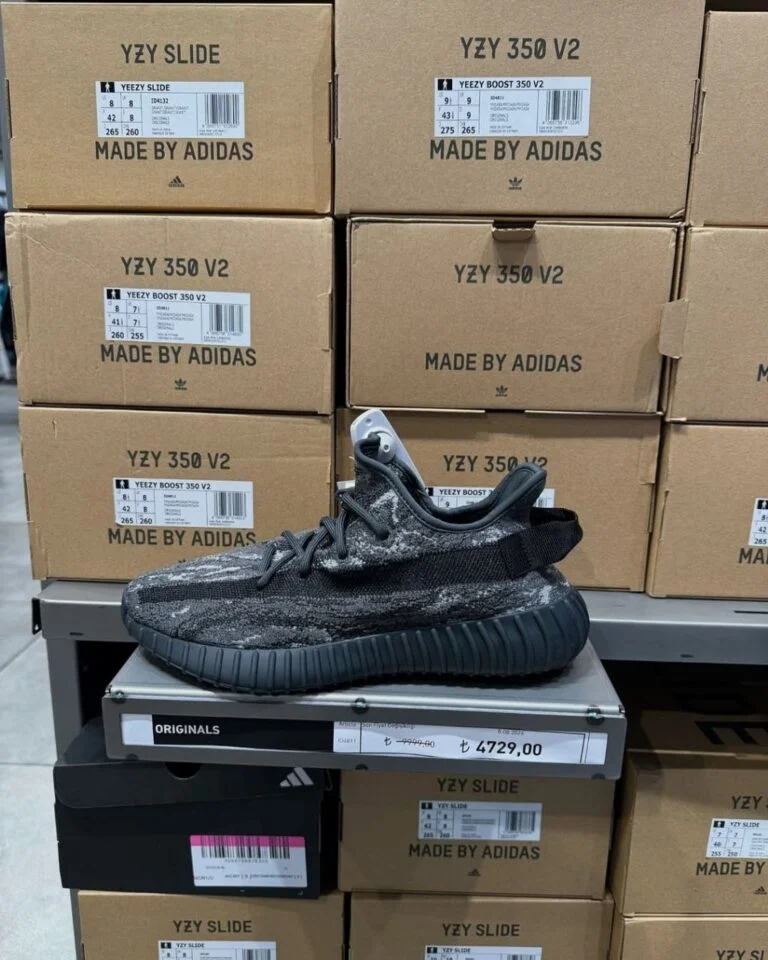 1-5-768x960 Yeezy Shoes Pallet