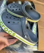 Classic Crocs Pallet Wholesale – 300 Pairs Bulk Footwear - Image 11