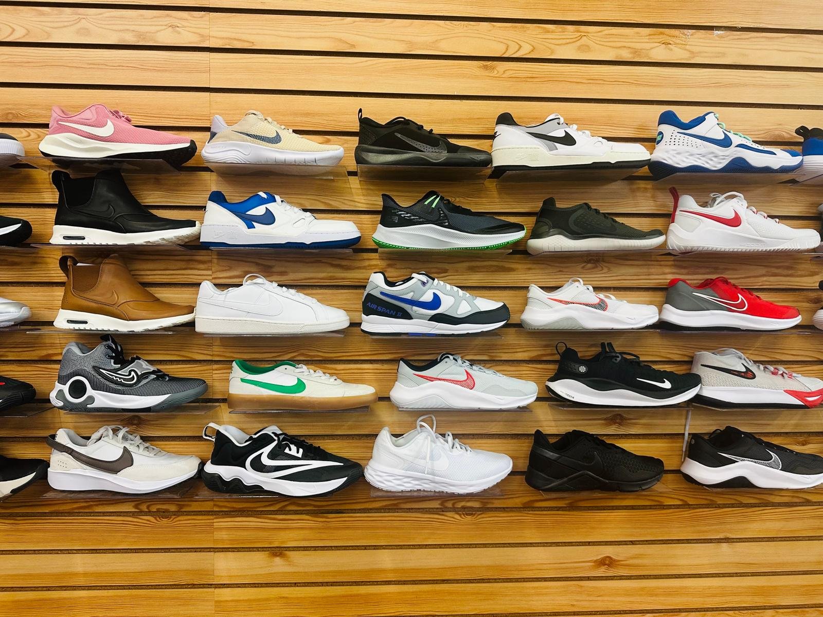 600x600 (1) Nike New SHOES Pallet - Image 1