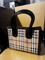 Branded Ladies Handbags Pallet - Image 11